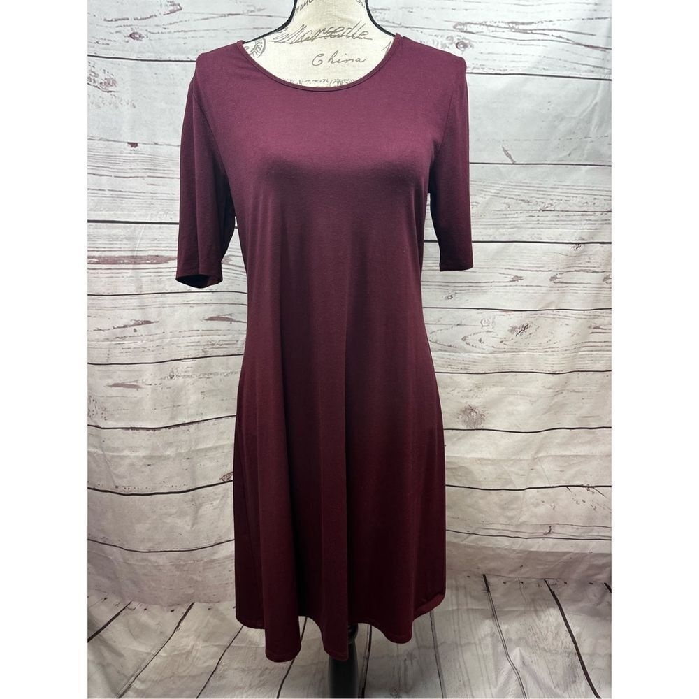 H by Halston XS maroon stretchy dress with keyhole‎ in back